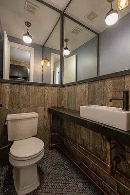 Rented by Nooklyn NYC LLC | media 19
