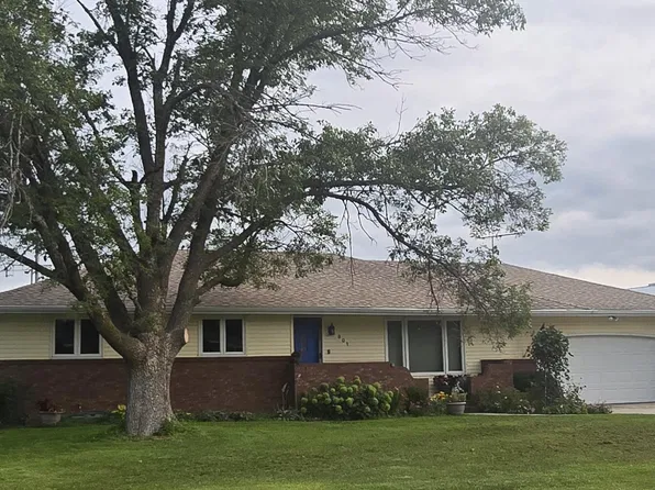 801 6th St, Beemer, NE 68716