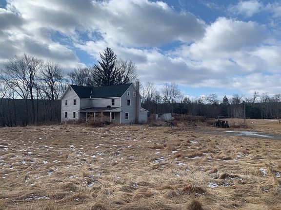3rd image of 150 Saw Mill Rd