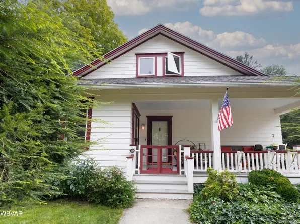 104 Sullivan Ave, Eagles Mere, PA 17731