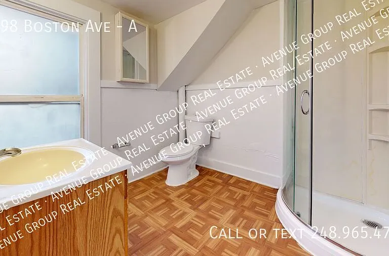 1098 Boston Ave #A — Photo 4