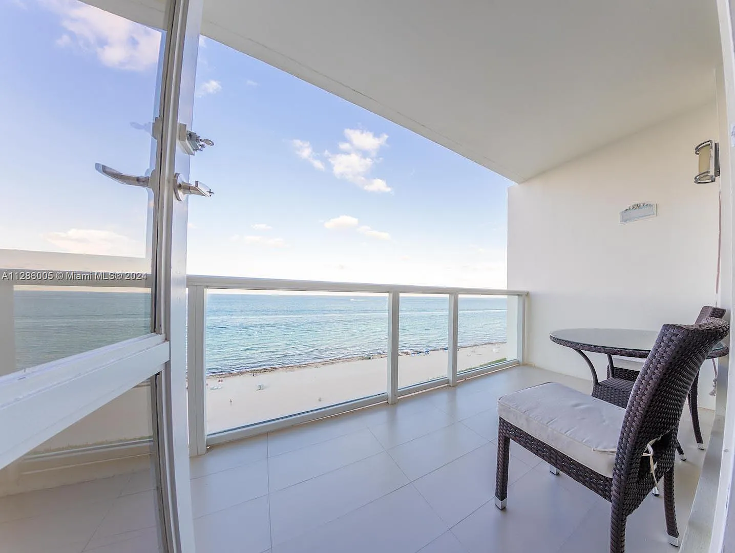 The Pavilion Condo — Photo 2