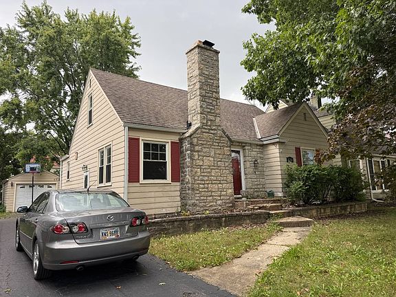 2nd image of 213 Powhatan Ave