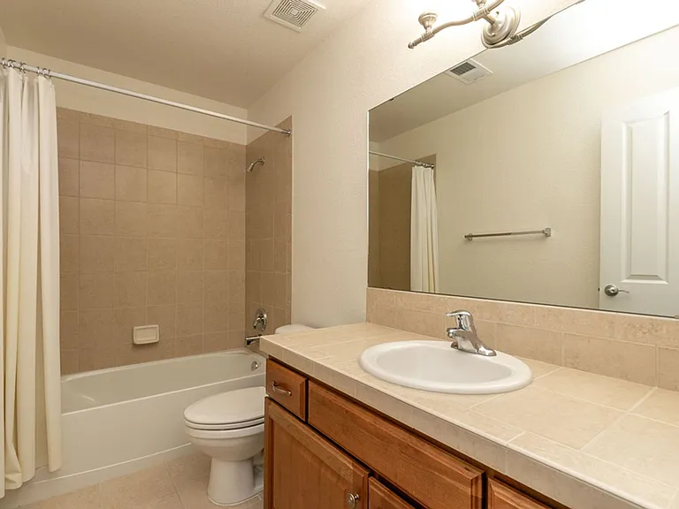 711 Windflower Dr — Photo 24