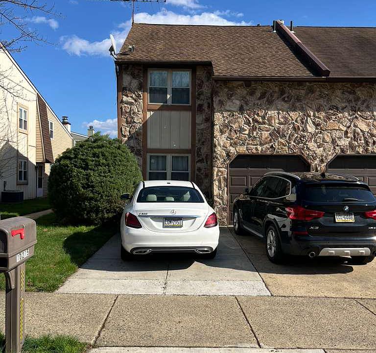 1st image of 10215 Murty Ln