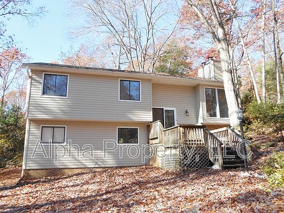 2nd image of 7 Rollingwood Dr