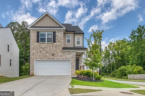 122 Silver Birch Pass Photo 1