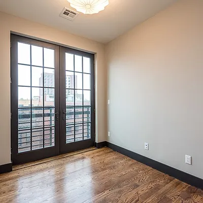 Rented by Nooklyn NYC LLC | media 7