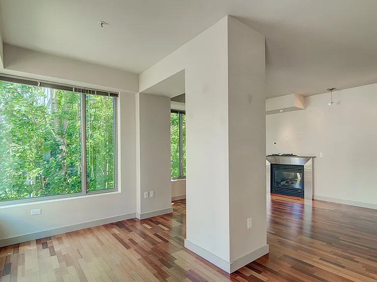 910 Lenora St #S303 — Photo 4
