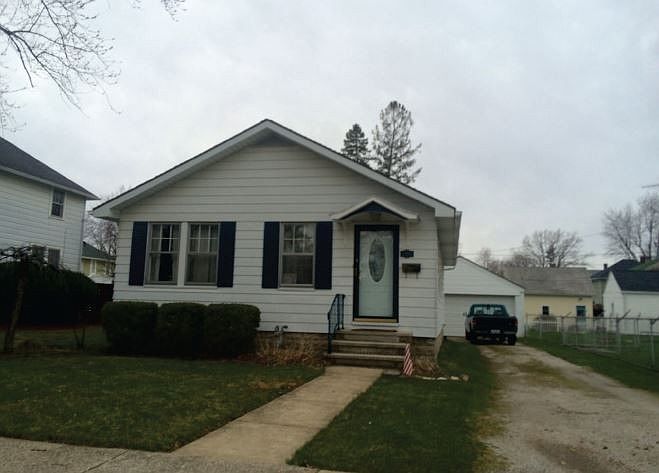 1st image of 208 S Collingwood Blvd
