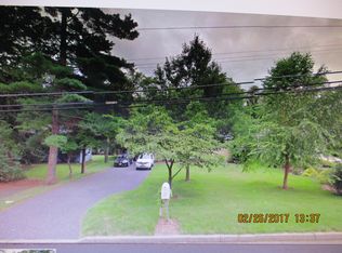 160 Pond Rd, Freehold, NJ 07728