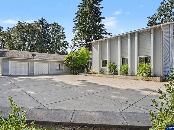 2nd image of 6644 Rippling Brook Dr SE