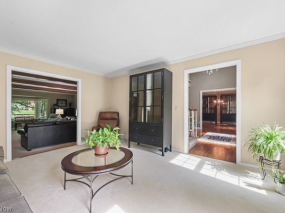 5th image of 296 Brookrun Dr