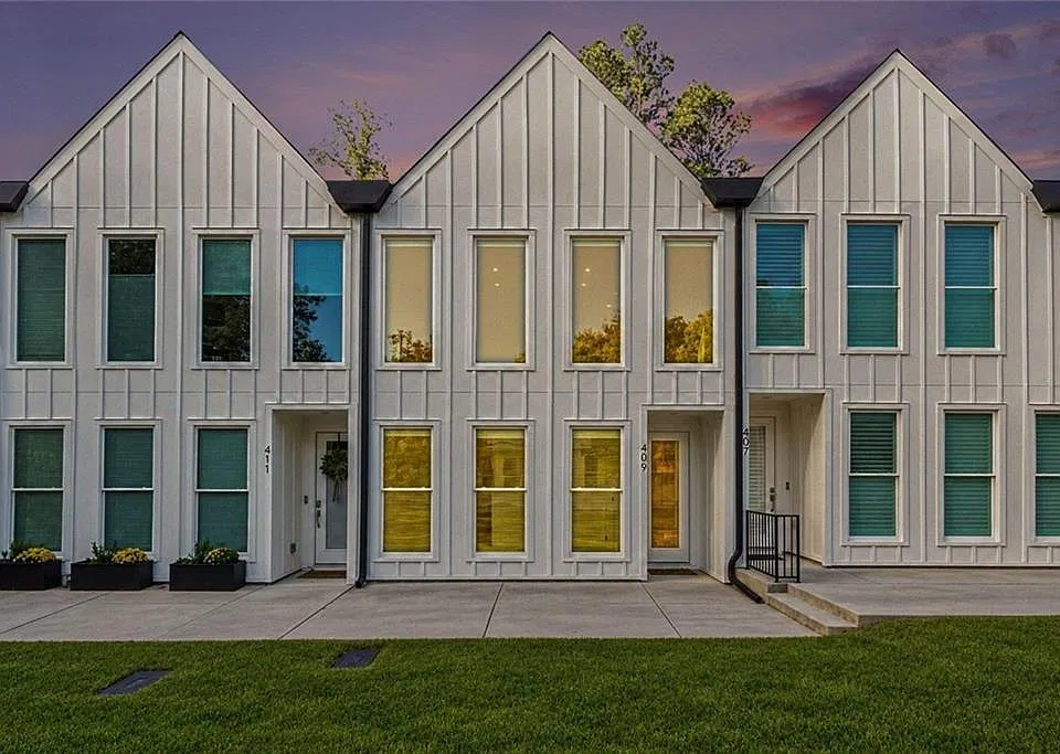 409 Burgundy Way