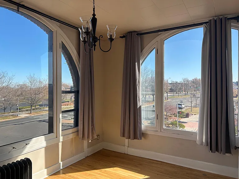 111 Broadway Ave #19 — Photo 8