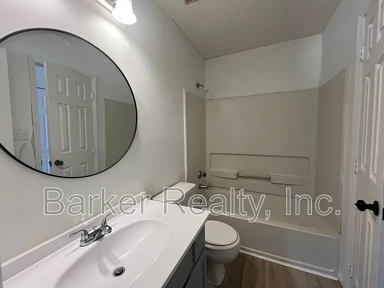 8029 Perry Creek Rd — Photo 4