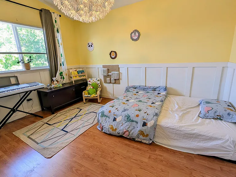 bedroom2