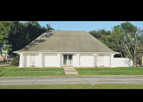 743 Terry Pkwy #B Photo 1