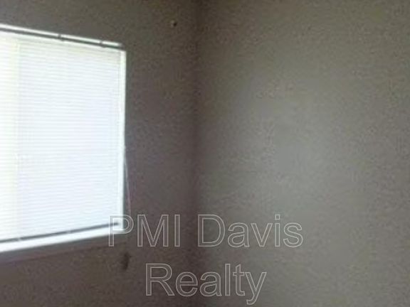 3rd image of 1845 Lindberg Dr APT 9