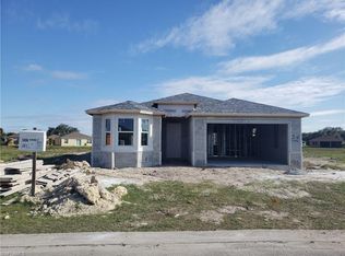 1090 Jackson Ct, Immokalee, FL 34142