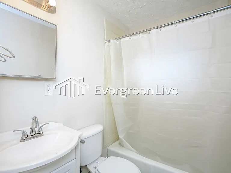 2044 Cold Spring Rd — Photo 9