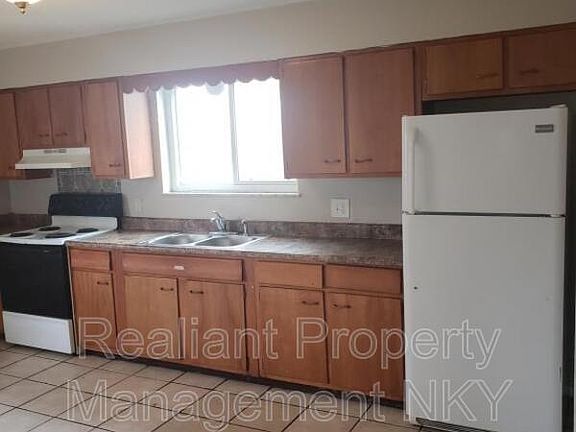 4th image of 10 Sunset Dr Unit 1