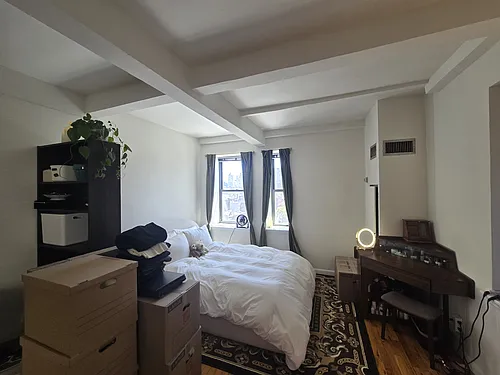 160 Bleecker St Photo 1