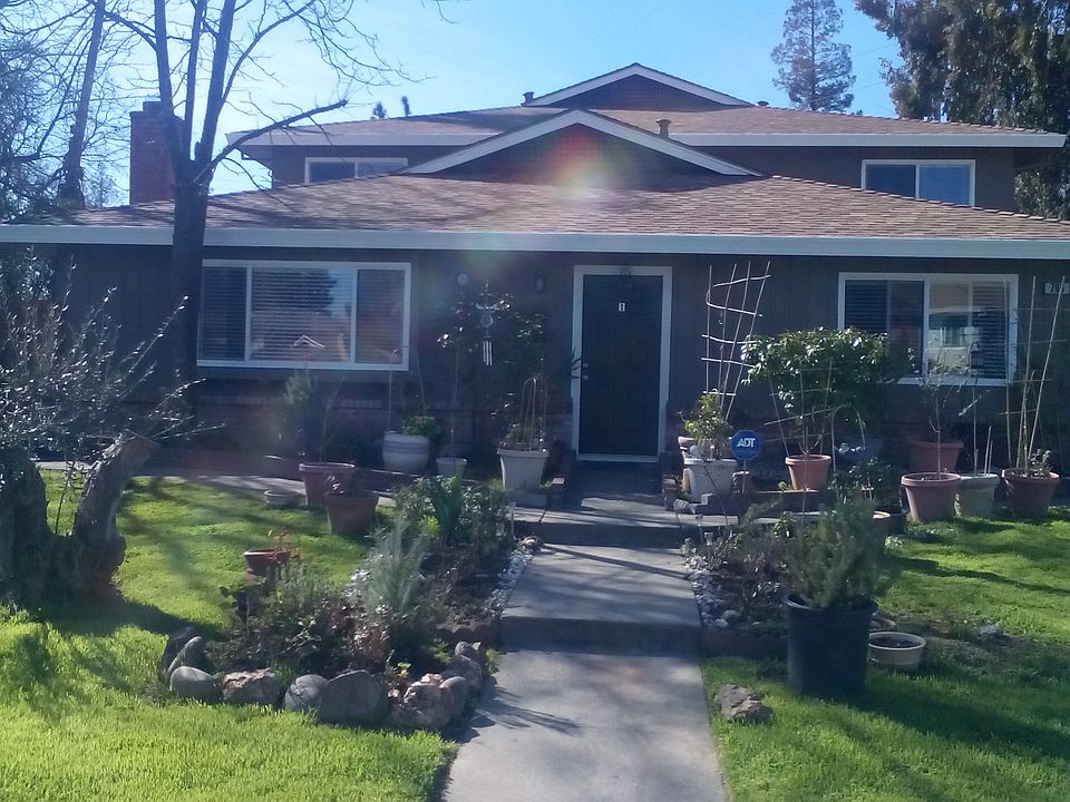 1st image of 795 Carro Dr