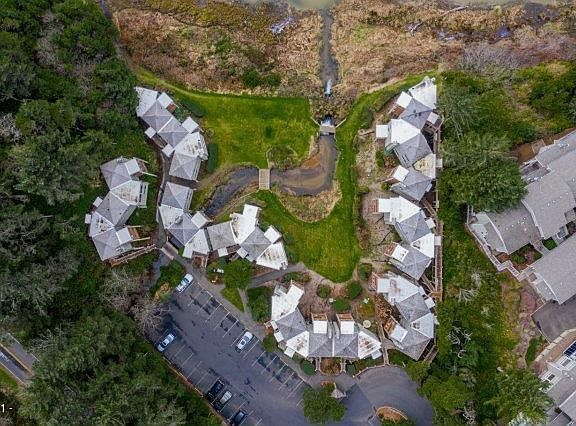 5th image of 3641 NW Oceanview Dr #126