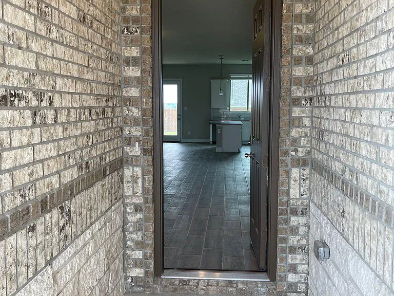 1108 El Sol Blvd — Photo 3