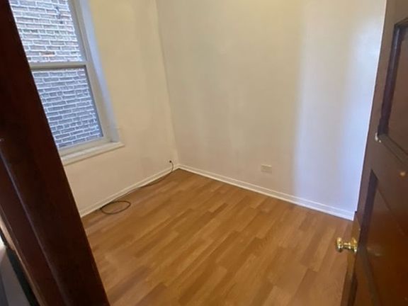 5th image of 2230 S Kedzie Ave #2-CH