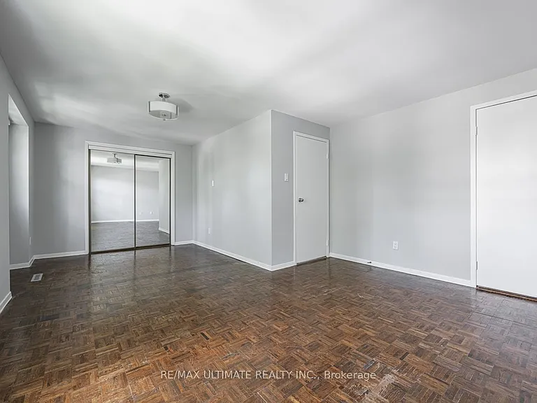 525 Balliol St #17 — Photo 17
