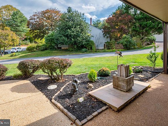 5th image of 13532 Walnutwood Ln