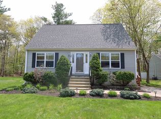 9 Wright Rd, Derry, NH 03038