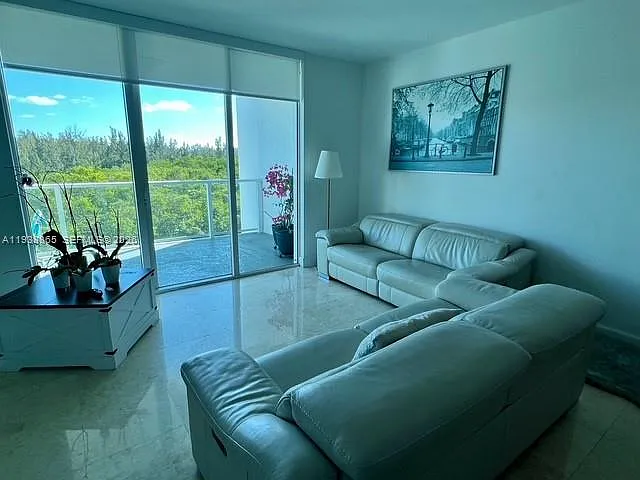Photo 2 of 27 - 14951 Royal Oaks Ln #505 - North Miami, FL Building Photo - 14951 Royal Oaks Ln #505