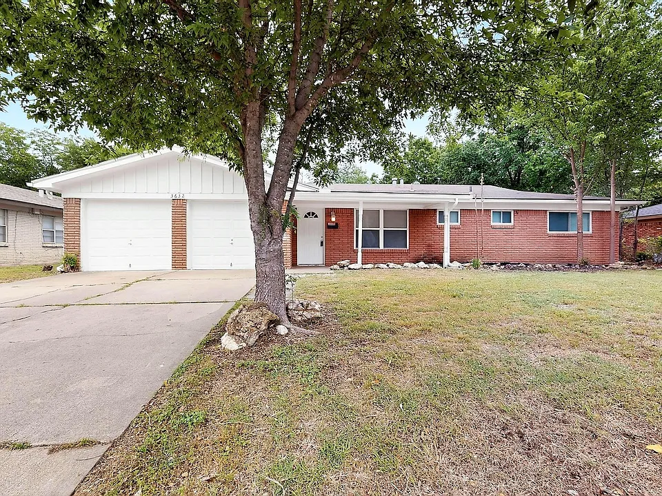 3632 Venice Dr
