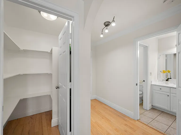 3980 8th Ave #109 — Photo 2