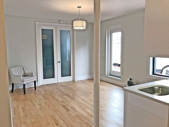 3rd image of 255 W 88th St Ph F