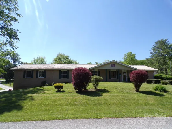 51 Fletcher View Dr, Fletcher, NC 28732