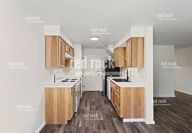 3901 W Spiers Ave #3 — Photo 9