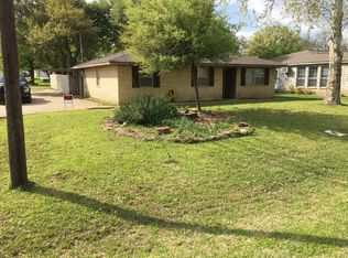 302 Commerce St, Maypearl, TX 76064