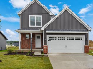 8 Prairie Trl, Monticello, IL 61856