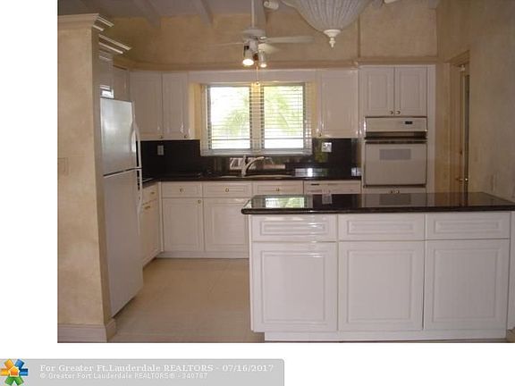 2nd image of 2641 NE 34th St