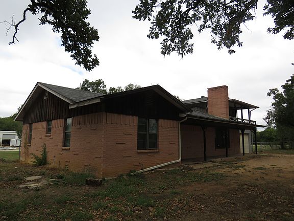 3rd image of 3302 Fort Worth Dr