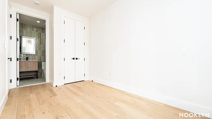 Rented by Nooklyn NYC LLC | media 8