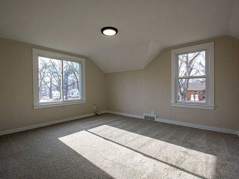 2301 Wayne St — Photo 17