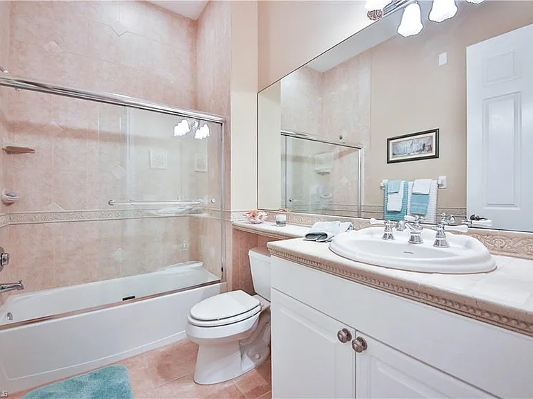 837 Sailaway Ln #202 — Photo 13