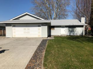 804 W 41st Pl, Kennewick, WA 99337