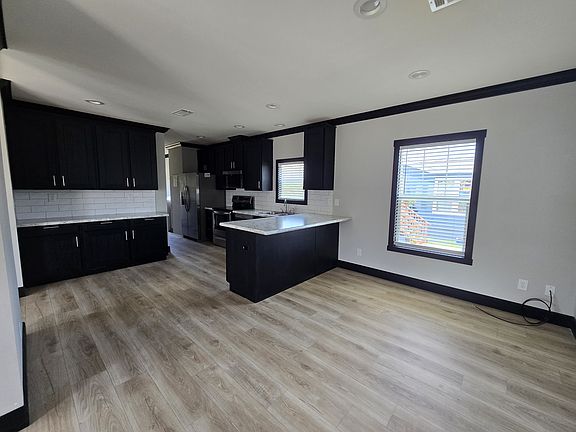 3rd image of 517 Split Rail Pkwy #233