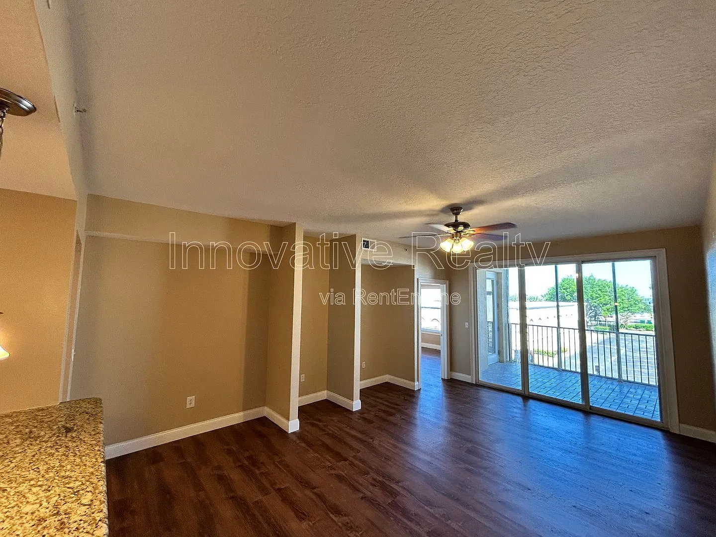 3 bed, 3.0 bath, 1741 sqft, $2,200 — Photo 3